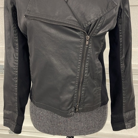 Eileen Fisher Vegan Leather Moto Jacket Small Petite - Picture 5 of 9
